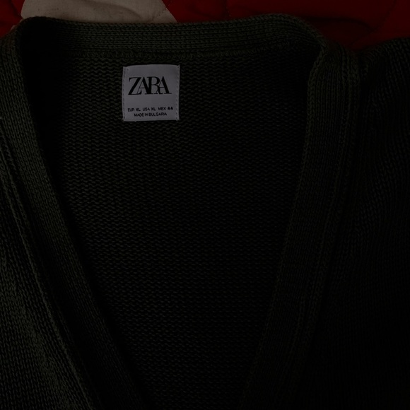 Zara Men’s Olive Cardigan - Picture 2 of 3